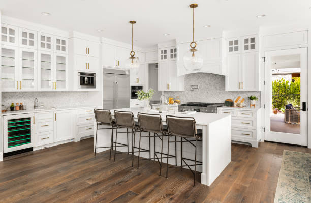 24/7 Emergency Cabinet Installation experts in Clayton, WI